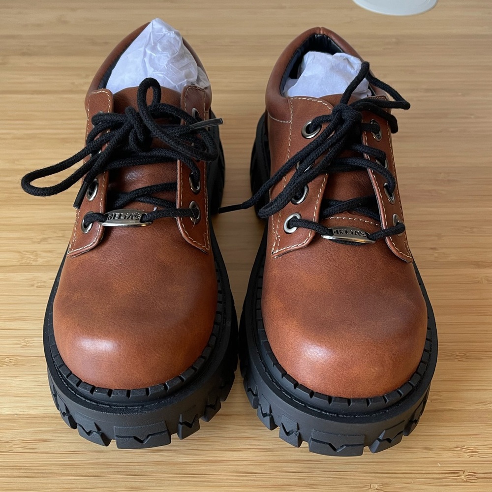 dELiA*s Dolls Kill Mocha Teen Craft Oxford Shoes - Picture 4 of 11